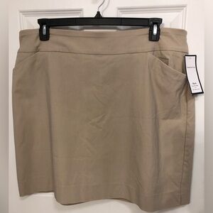 NWT Charter Club plus 2X khaki skirt. Waist smoothing. Front pockets